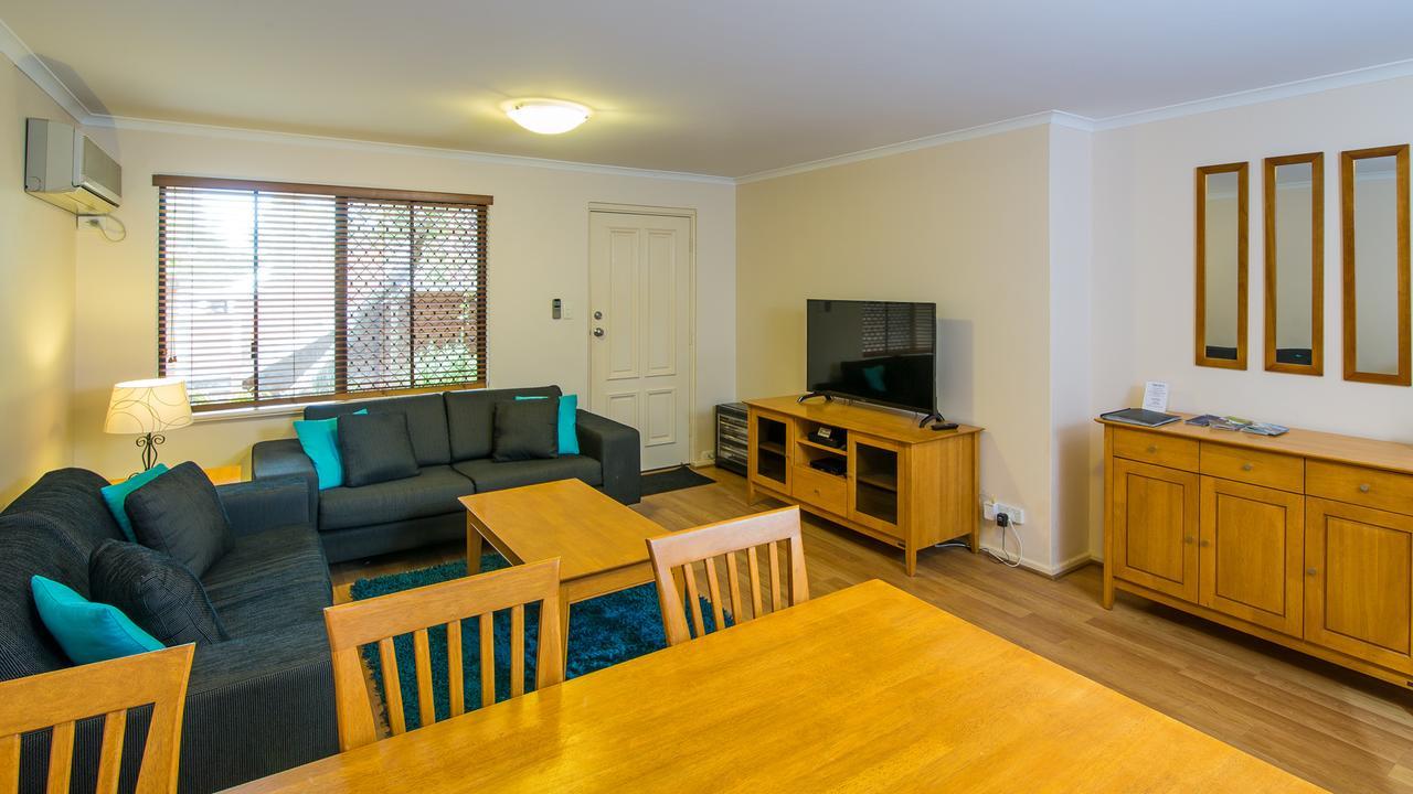 Dowler Apartments Subiaco Пърт Екстериор снимка